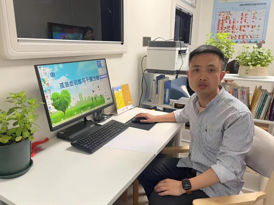 輔導員1.jpg