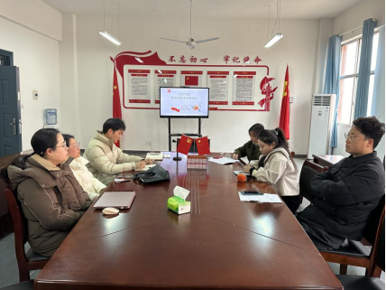 藝術(shù)學(xué)院開展輔導(dǎo)員、班主任學(xué)生管理座談會